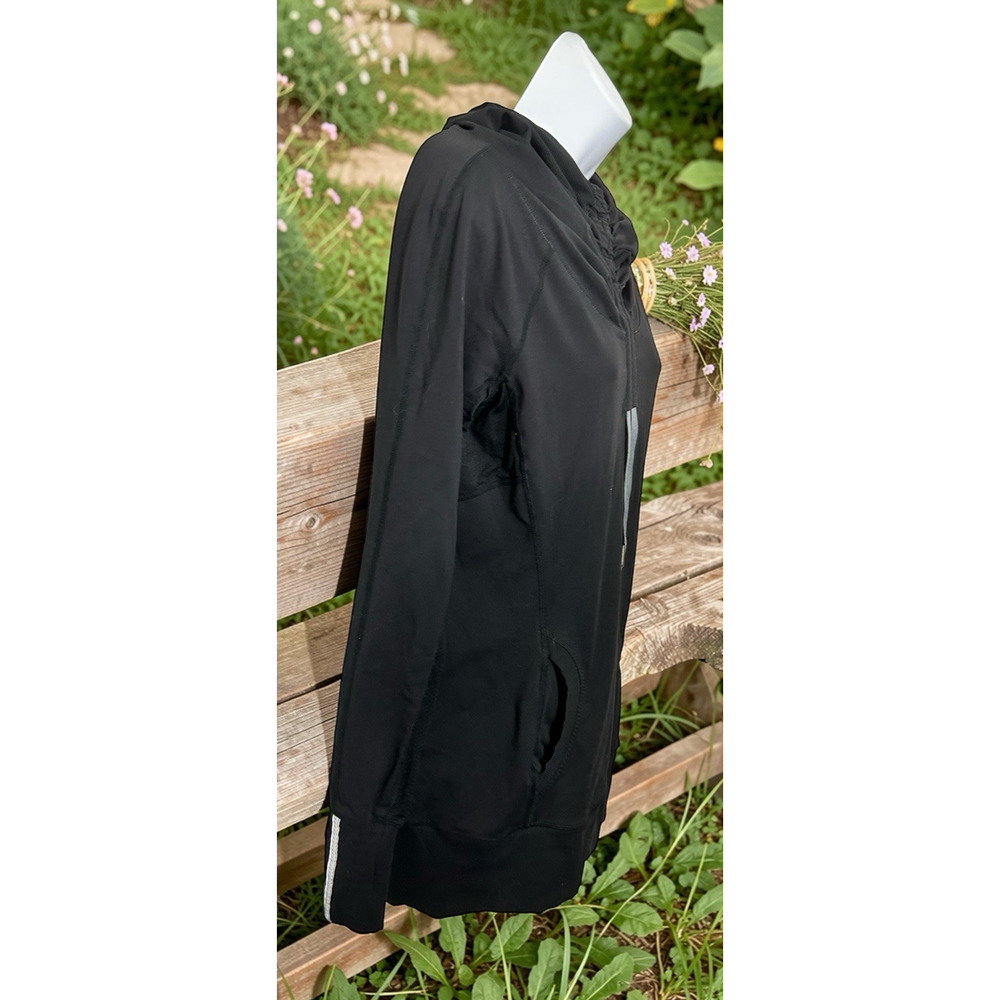 Lululemon Black Run Ambition Pullover Hoodie Top Women's Sz 8 Athletic Running - Picture 9 of 12